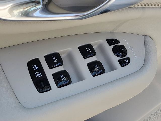 2026 Volvo XC90 Plug-In Hybrid T8 Ultra 7 Passenger