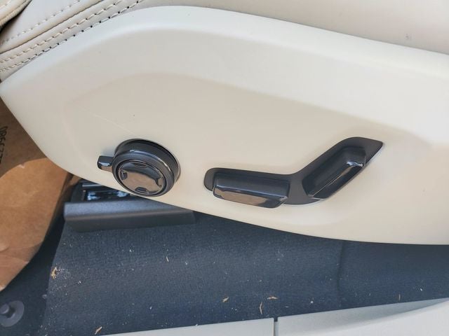 2026 Volvo XC90 Plug-In Hybrid T8 Ultra 7 Passenger