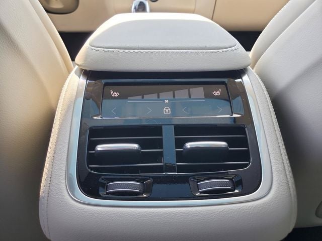 2026 Volvo XC90 Plug-In Hybrid T8 Ultra 7 Passenger