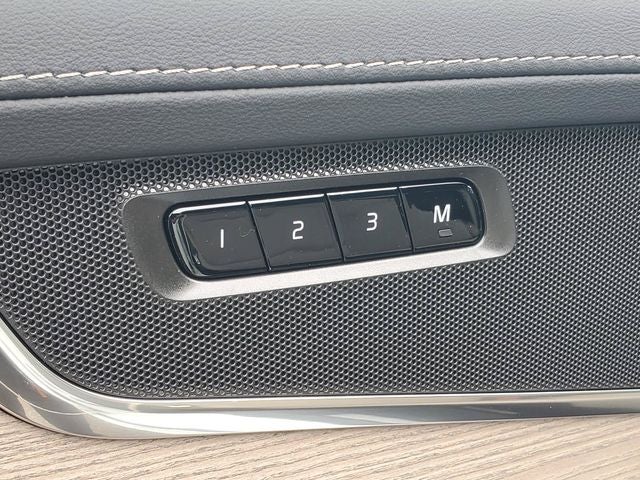2026 Volvo XC90 Plug-In Hybrid T8 Core