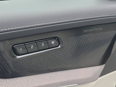 2026 Volvo XC90 Plug-In Hybrid T8 Ultra