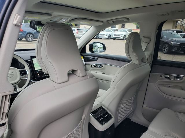 2026 Volvo XC90 Plug-In Hybrid T8 Ultra