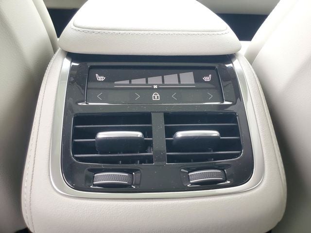 2026 Volvo XC90 Plug-In Hybrid T8 Ultra