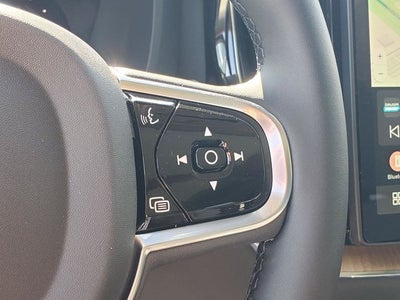 2026 Volvo XC60 Plug-In Hybrid T8 Plus