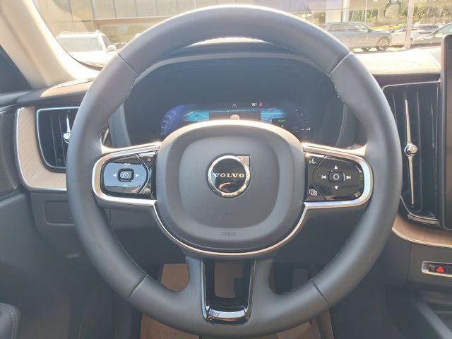 2026 Volvo XC60 Plug-In Hybrid T8 Plus