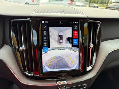 2025 Volvo XC60 Plug-In Hybrid T8 Plus