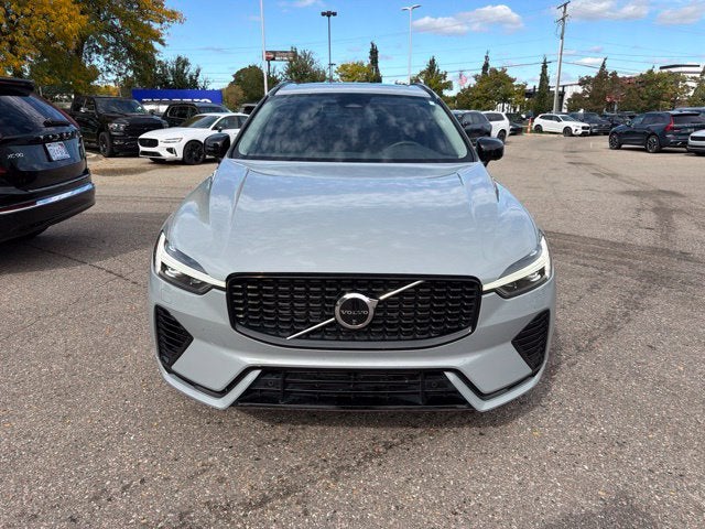 2025 Volvo XC60 Plug-In Hybrid T8 Plus