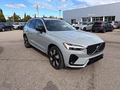 2025 Volvo XC60 Plug-In Hybrid T8 Plus