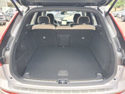 2026 Volvo XC60 Plug-In Hybrid T8 Plus