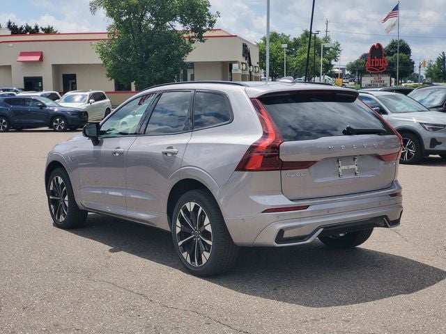 2026 Volvo XC60 Plug-In Hybrid T8 Plus