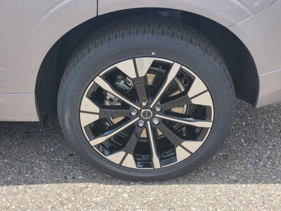2026 Volvo XC60 Plug-In Hybrid T8 Plus
