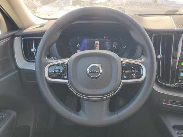 2025 Volvo XC60 Plug-In Hybrid T8 Plus