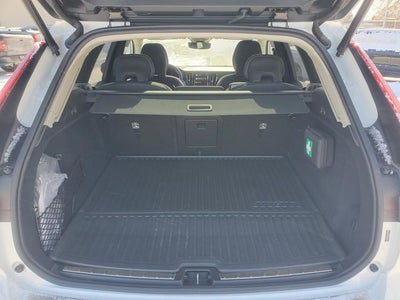 2025 Volvo XC60 Plug-In Hybrid T8 Plus