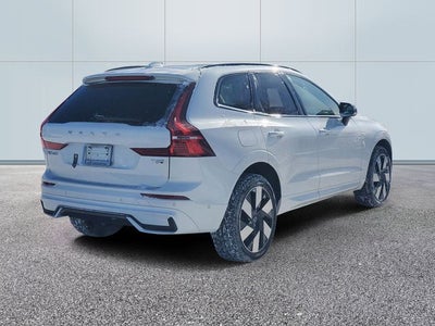 2025 Volvo XC60 Plug-In Hybrid T8 Plus