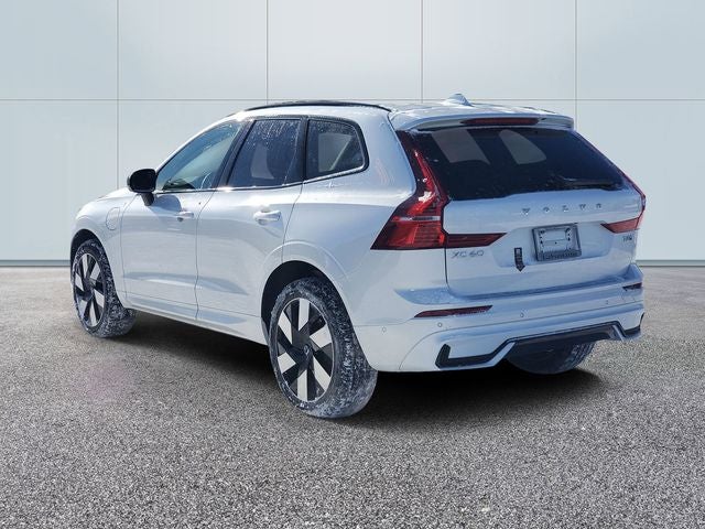 2025 Volvo XC60 Plug-In Hybrid T8 Plus