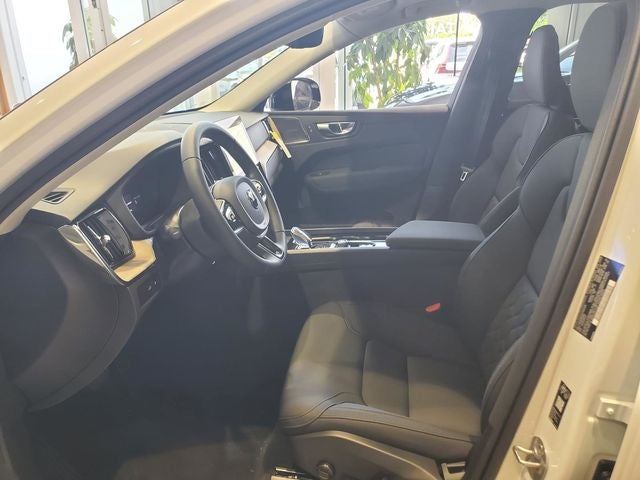 2026 Volvo XC60 Plug-In Hybrid T8 Plus