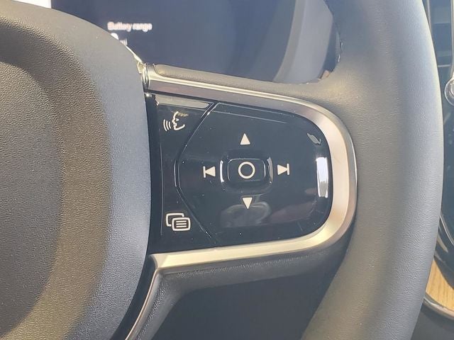 2026 Volvo XC60 Plug-In Hybrid T8 Plus