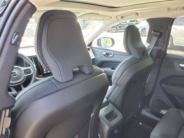 2026 Volvo XC60 Plug-In Hybrid T8 Plus