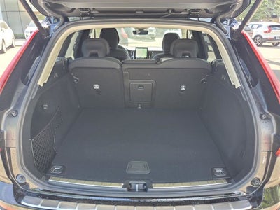 2026 Volvo XC60 Plug-In Hybrid T8 Plus