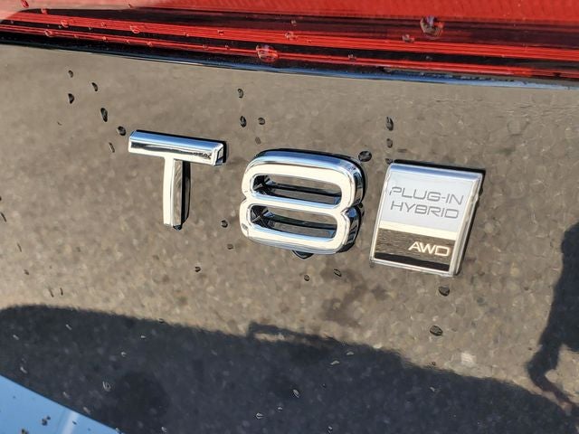 2026 Volvo XC60 Plug-In Hybrid T8 Plus