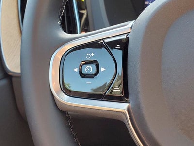 2026 Volvo XC60 Plug-In Hybrid T8 Plus
