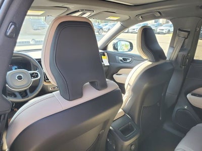 2026 Volvo XC60 Plug-In Hybrid T8 Plus