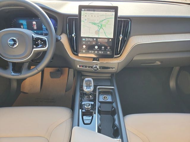 2026 Volvo XC60 Plug-In Hybrid T8 Plus