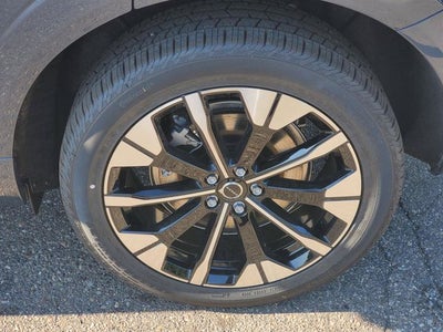 2026 Volvo XC60 Plug-In Hybrid T8 Plus