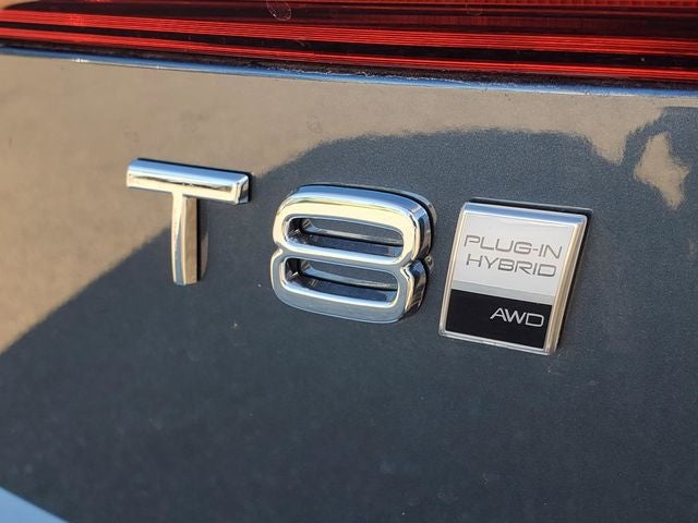 2026 Volvo XC60 Plug-In Hybrid T8 Plus