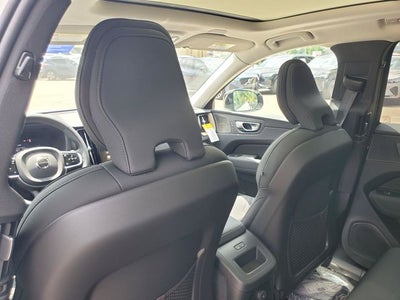 2026 Volvo XC60 Plug-In Hybrid T8 Plus