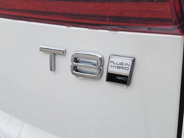 2026 Volvo XC60 Plug-In Hybrid T8 Plus