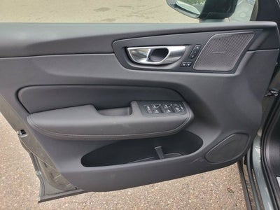 2026 Volvo XC60 Plug-In Hybrid T8 Plus