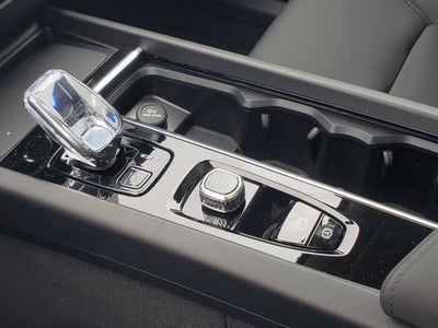 2026 Volvo XC60 Plug-In Hybrid T8 Plus