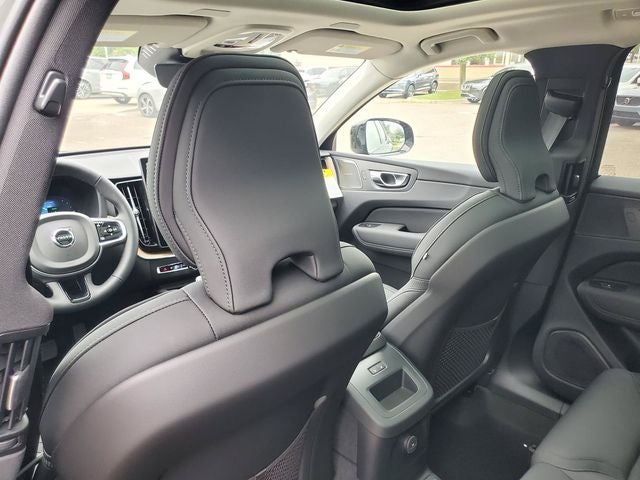 2026 Volvo XC60 Plug-In Hybrid T8 Plus