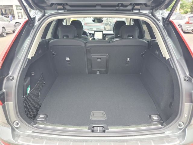 2026 Volvo XC60 Plug-In Hybrid T8 Plus