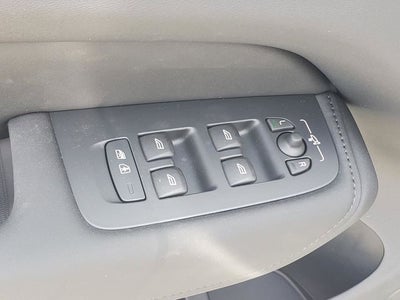 2026 Volvo XC60 Plug-In Hybrid T8 Plus