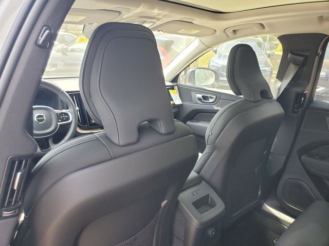 2026 Volvo XC60 Plug-In Hybrid T8 Plus