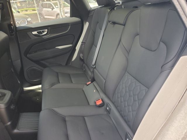 2026 Volvo XC60 Plug-In Hybrid T8 Plus
