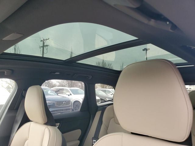 2026 Volvo XC60 Plug-In Hybrid T8 Plus