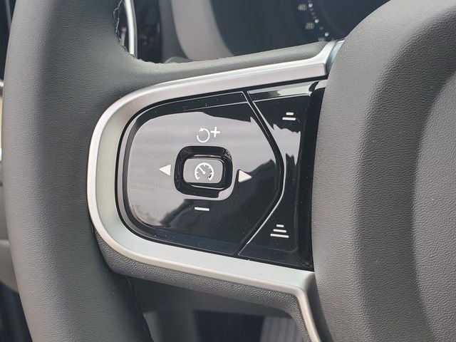2026 Volvo XC60 Plug-In Hybrid T8 Plus