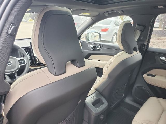 2026 Volvo XC60 Plug-In Hybrid T8 Plus