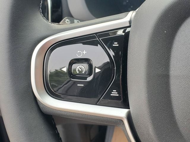 2026 Volvo XC60 Plug-In Hybrid T8 Plus