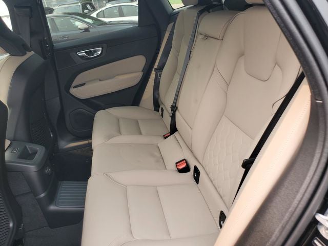 2026 Volvo XC60 Plug-In Hybrid T8 Plus