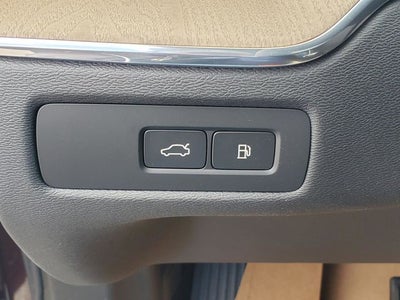 2026 Volvo XC60 Plug-In Hybrid T8 Plus