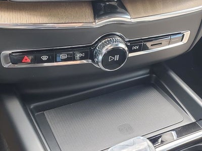 2026 Volvo XC60 Plug-In Hybrid T8 Plus
