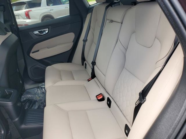 2026 Volvo XC60 Plug-In Hybrid T8 Plus