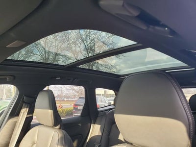 2026 Volvo XC60 Plug-In Hybrid T8 Ultra Black Edition