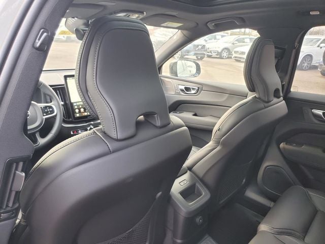 2026 Volvo XC60 Plug-In Hybrid T8 Ultra Black Edition