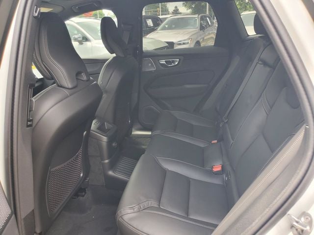 2026 Volvo XC60 Plug-In Hybrid T8 Ultra Black Edition