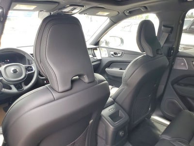 2026 Volvo XC60 Plug-In Hybrid T8 Ultra Black Edition